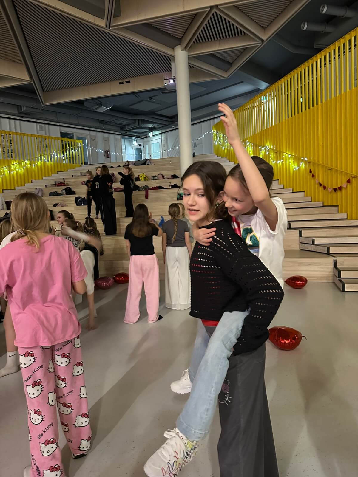 Sõbrapäeva disko koolinoortele