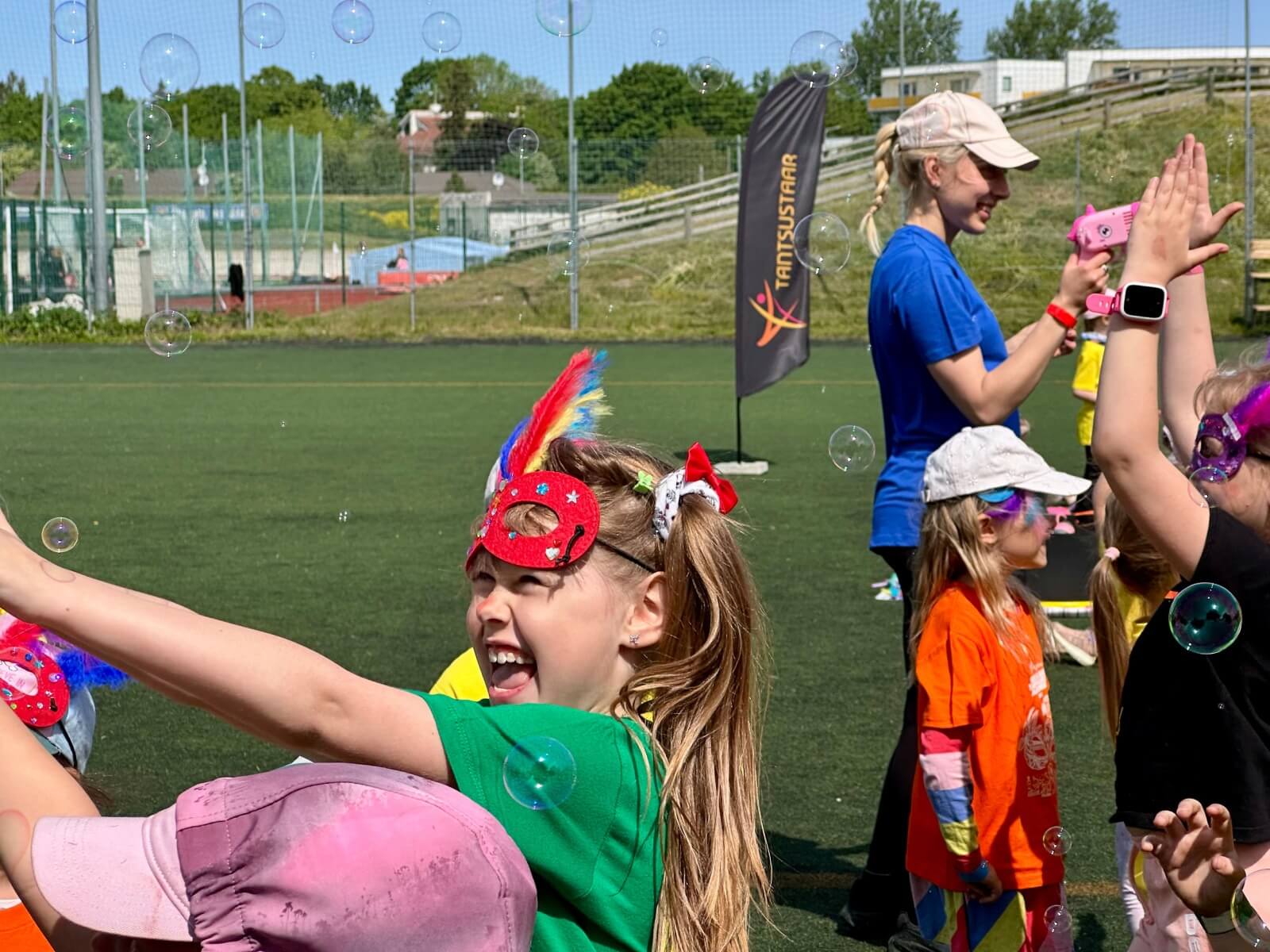Suve alguse tantsulaager ja karneval 2025 eelkooliealistele lastele.