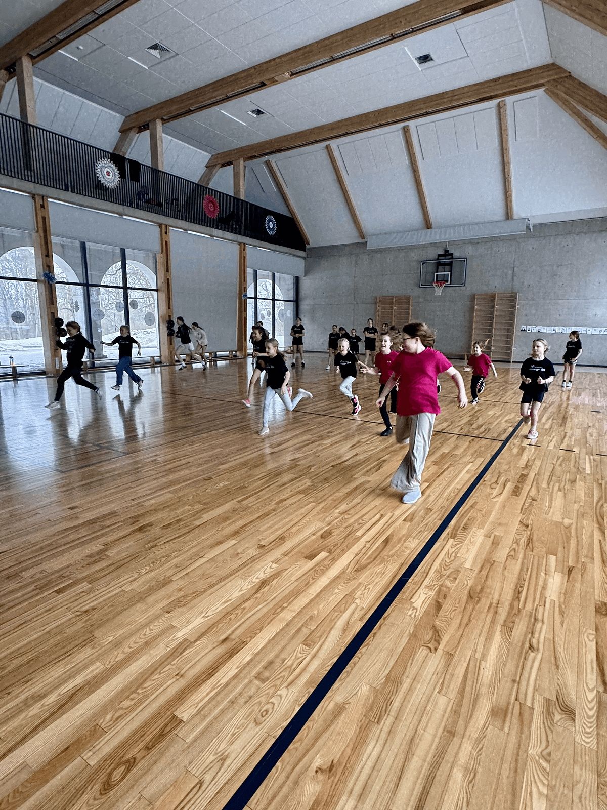 Tantsustaari Talvelaager 2026 koolinoortele.